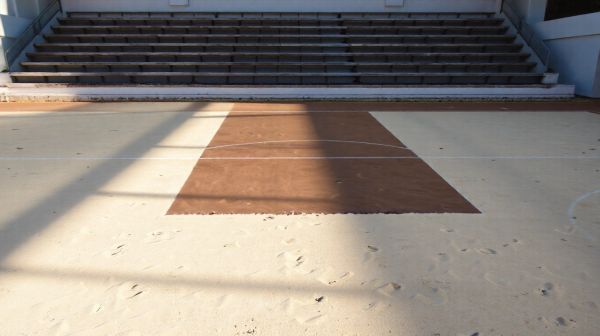 Top dalles pour améliorer le revêtement d'un terrain de basket